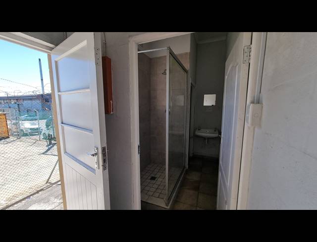 250M² BUILDING FOR SALE IN MAITLAND